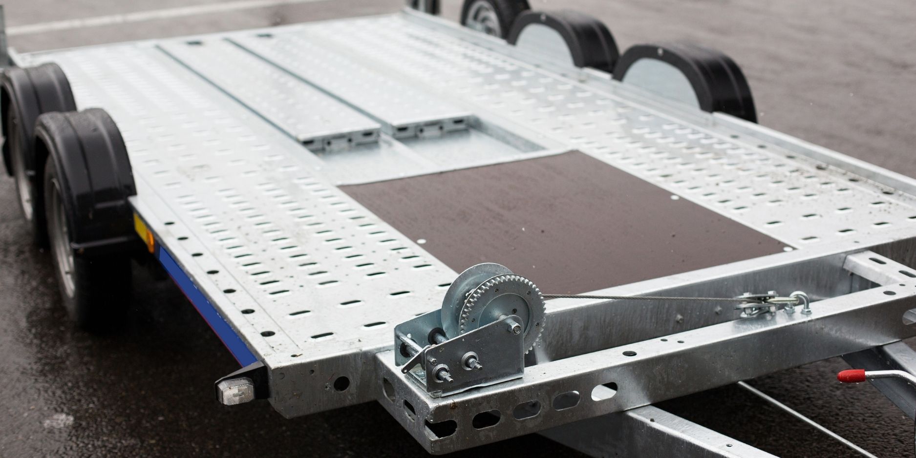 AUTOTECH_UK_-_Trailer_Trackers.jpg